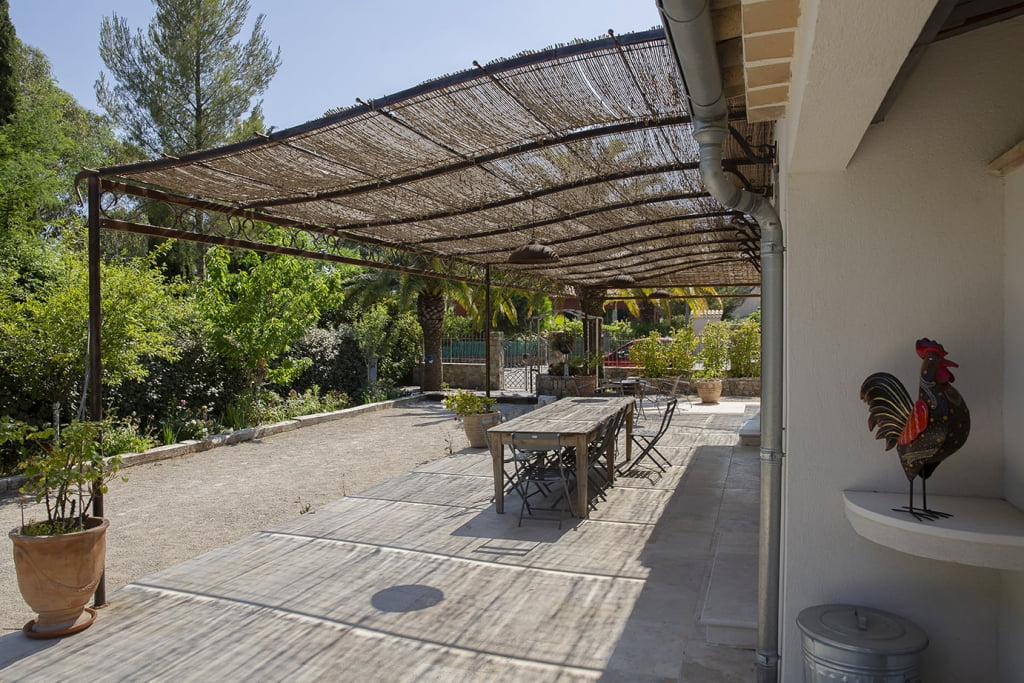 pergolas-fer-forge-saint-raphael